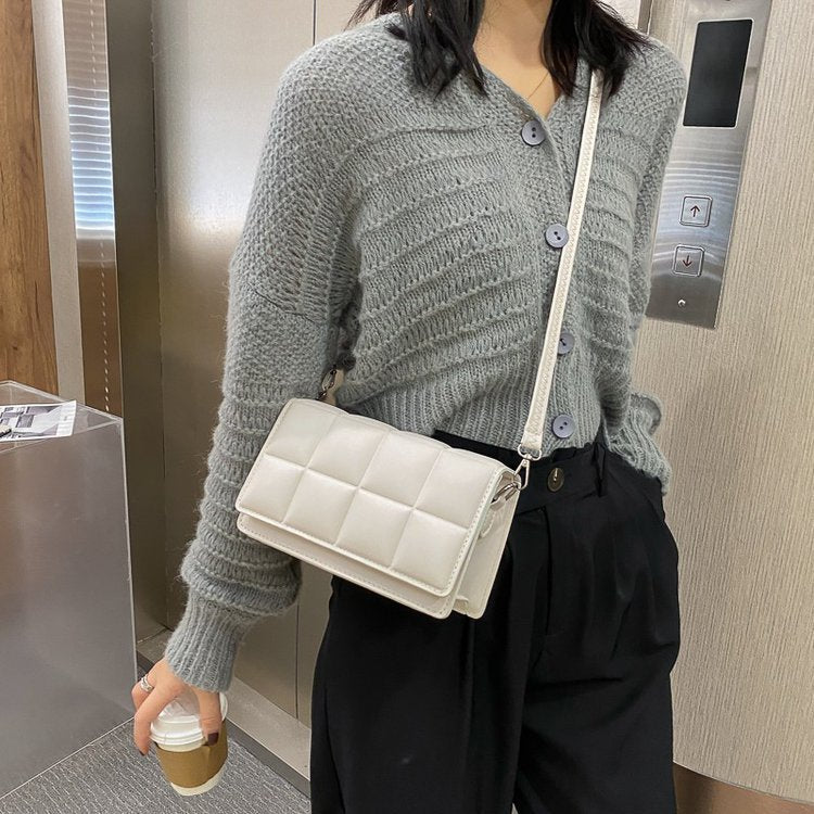 HEBI - Bolso Pequeño en cuero acolchado - CARMEN VELVET