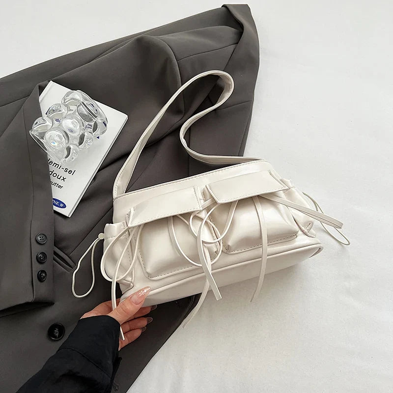 REIS - Élégant sac en cuir verni avec bandoulière — image 15