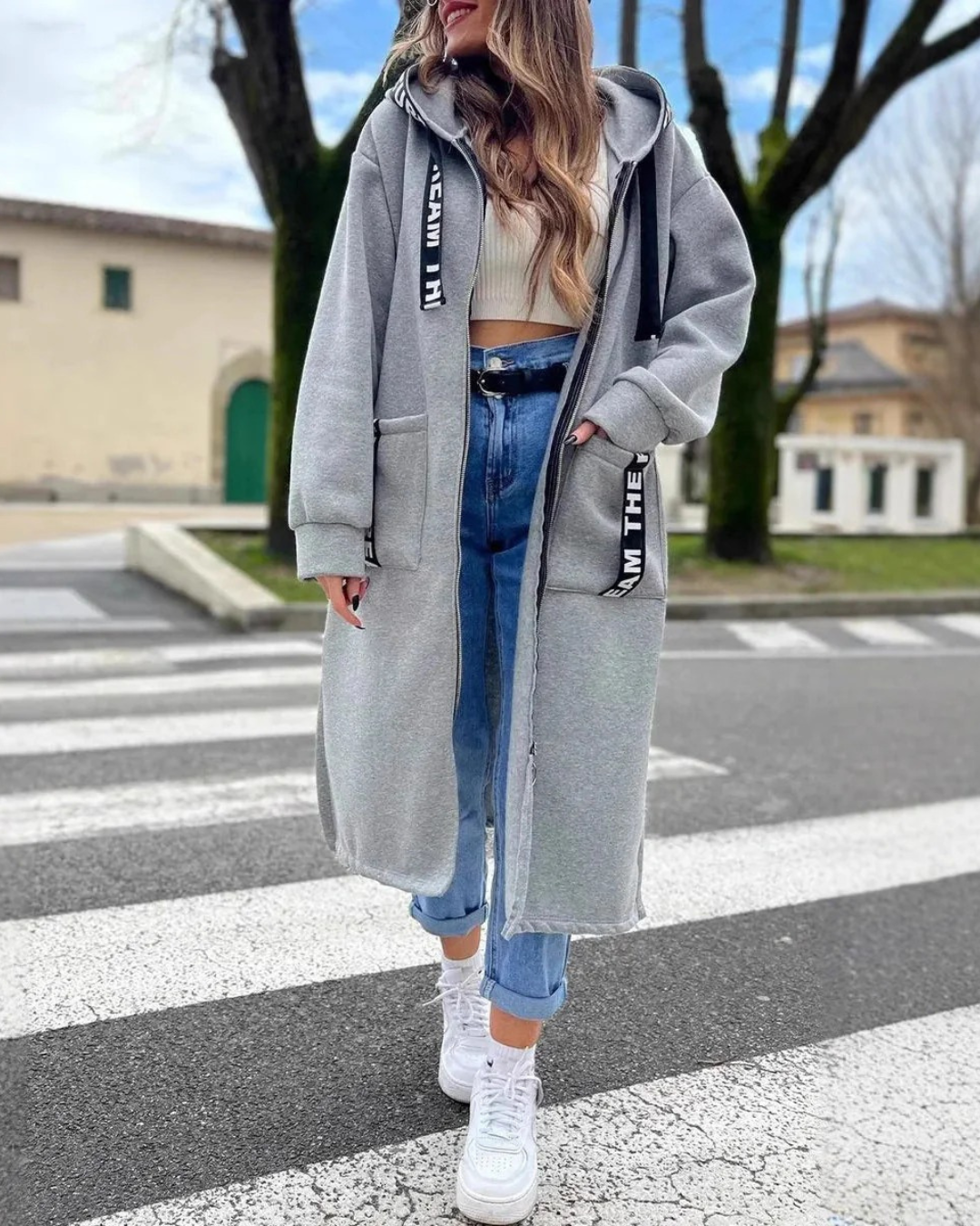 Liora - Sudadera larga con capucha