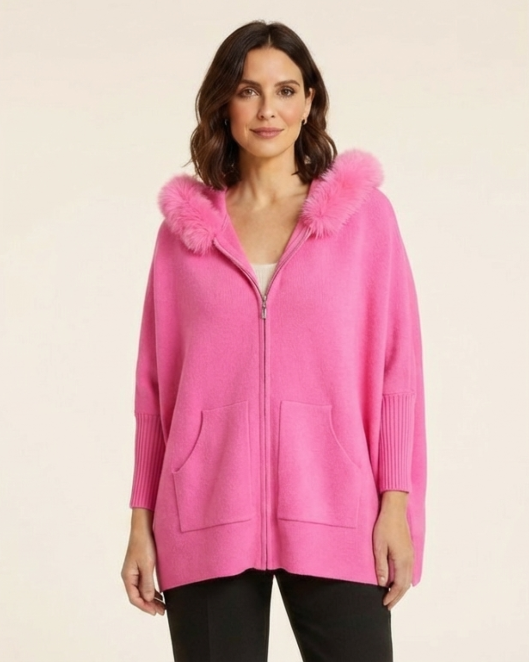 Noa - Chaqueta moderna con capucha de pelo