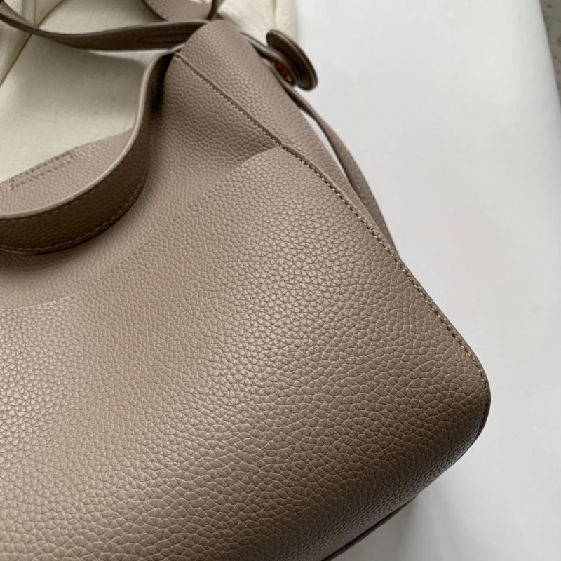 CAMILLE - Bolso Bandolera Grande de Cuero suave granulado - CARMEN VELVET