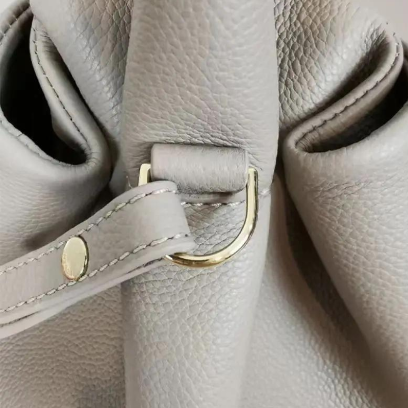 Rosa - Bolso Bandolera en cuero suave - CARMEN VELVET