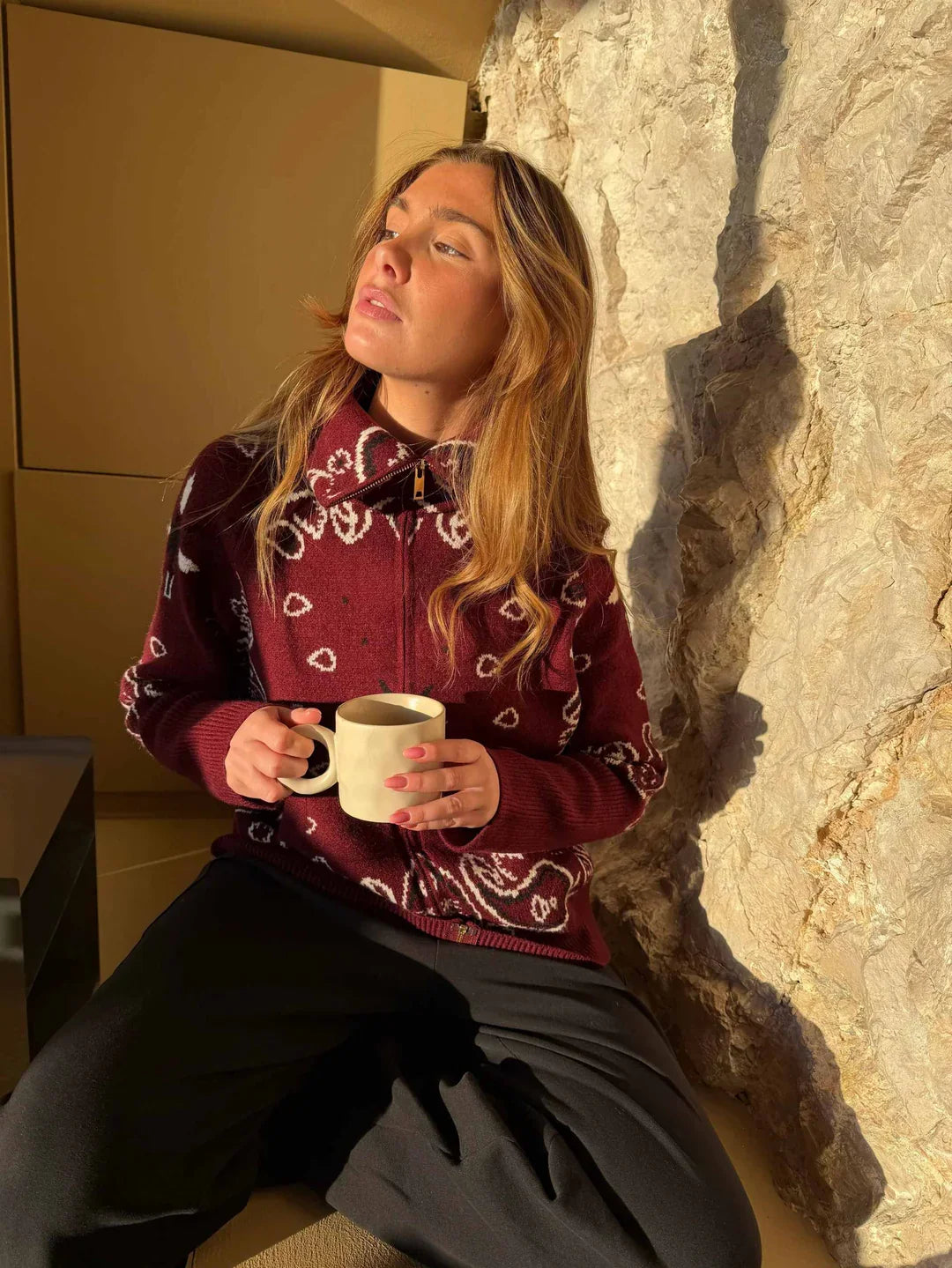 Alba - Jersey de punto con cuello alto y cremallera