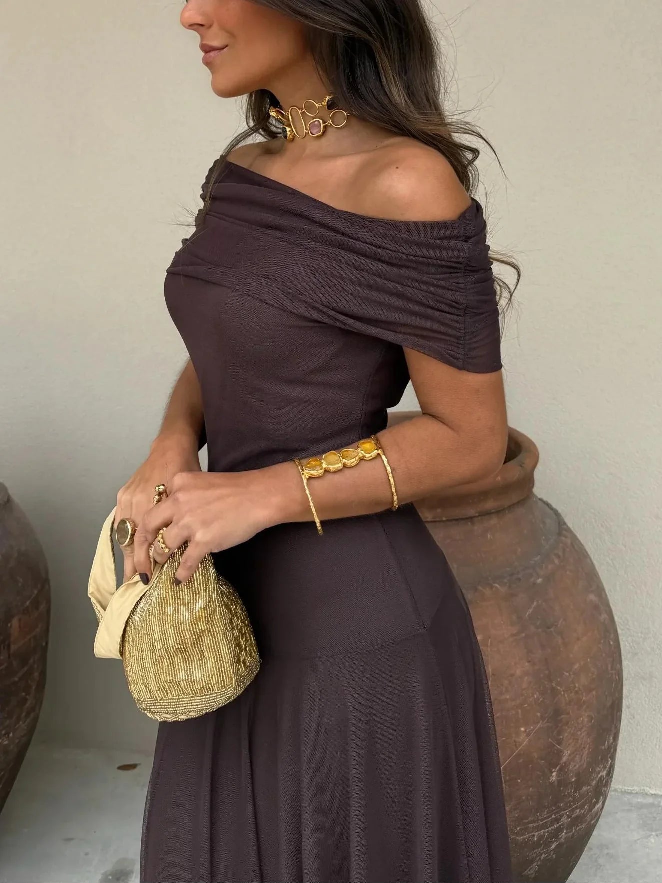 Amelia - Vestido asimétrico de mesh