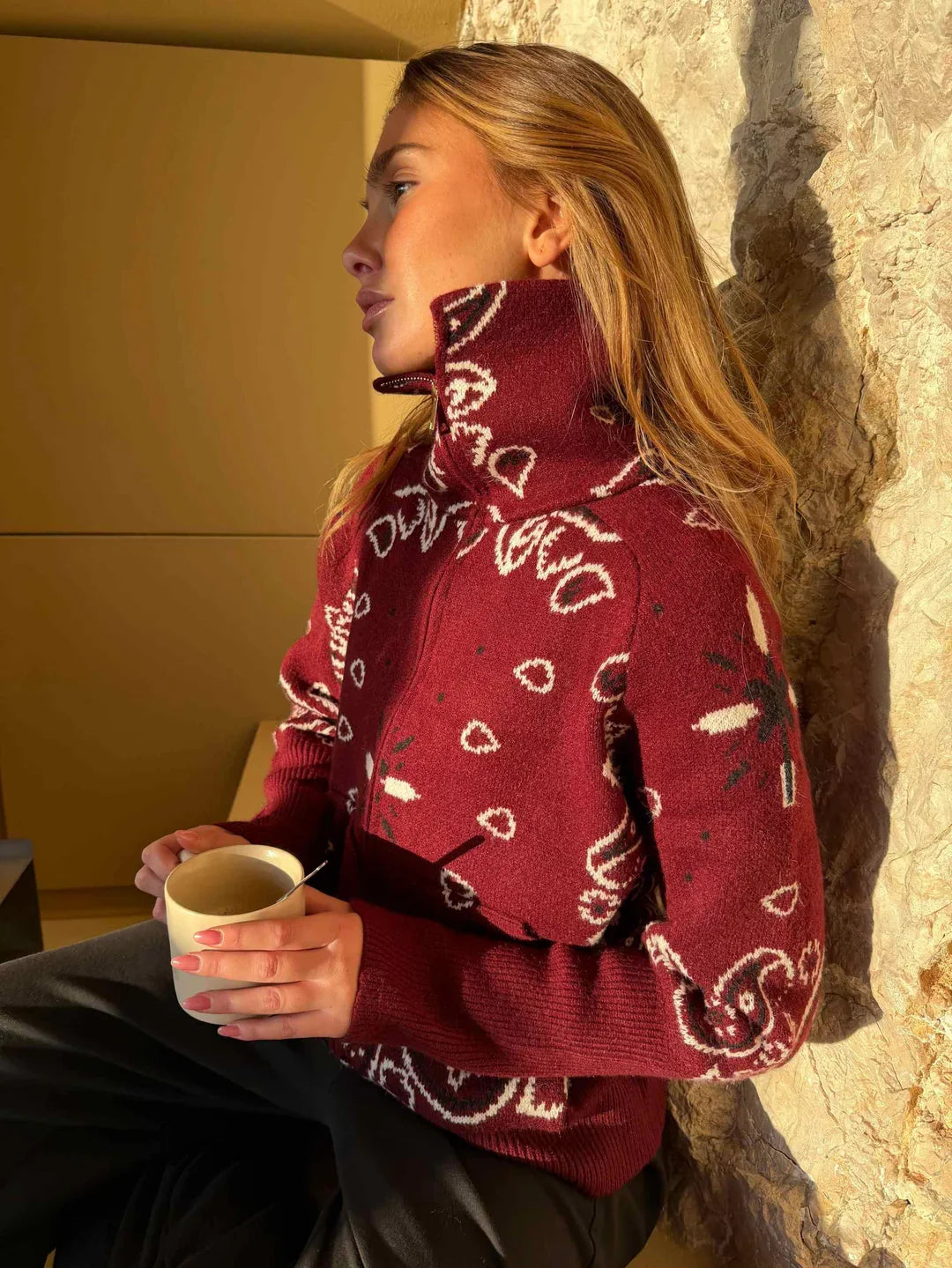 Alba - Jersey de punto con cuello alto y cremallera
