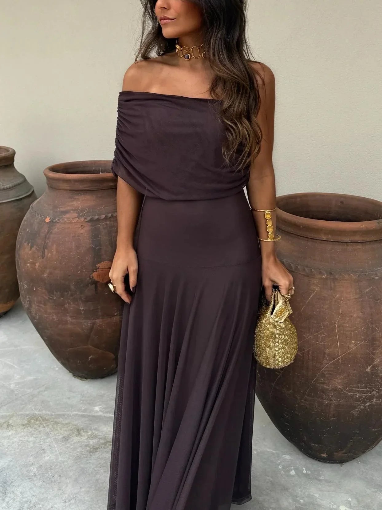 Amelia - Vestido asimétrico de mesh