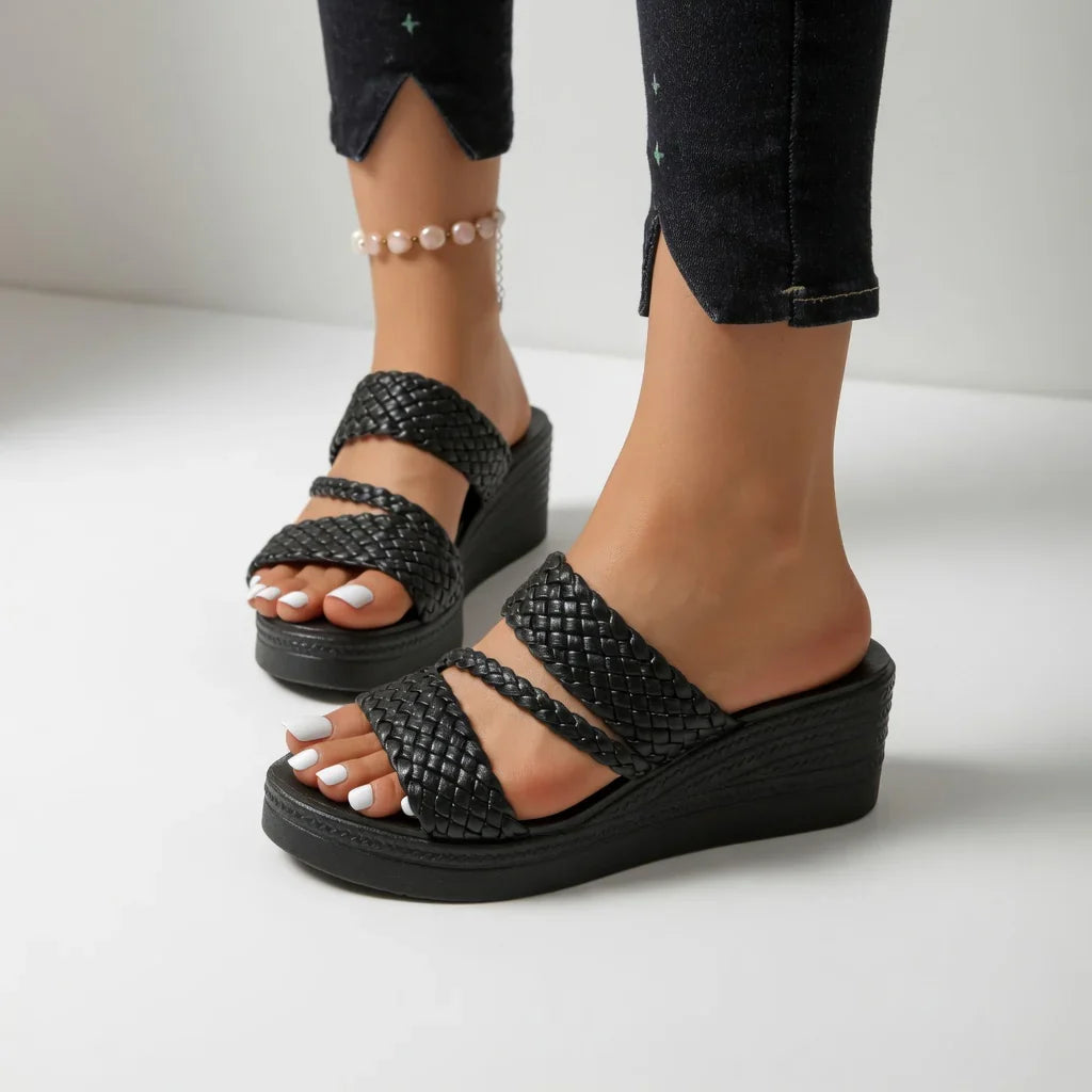 Daniela - Sandalias con cuña trenzadas