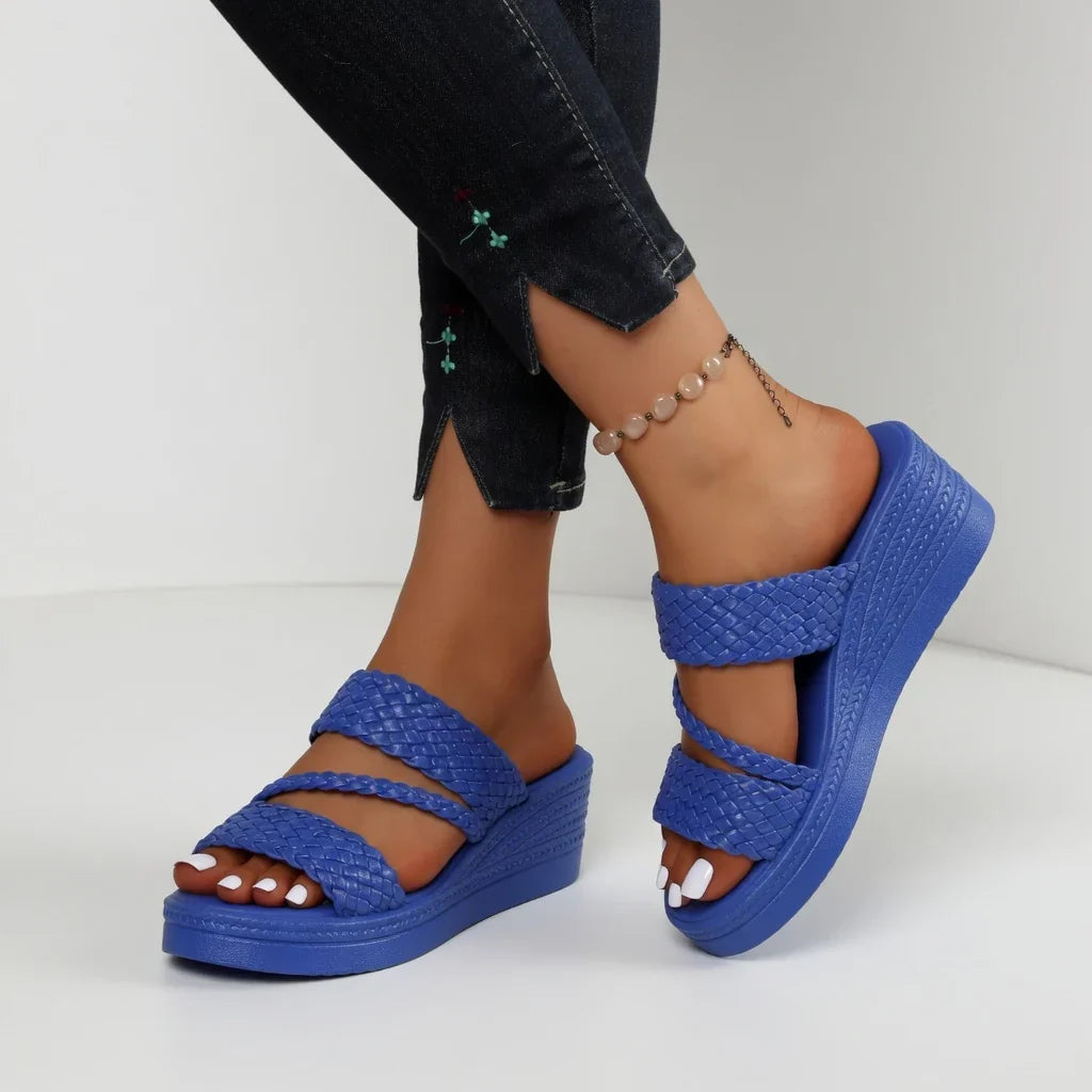 Daniela - Sandalias con cuña trenzadas