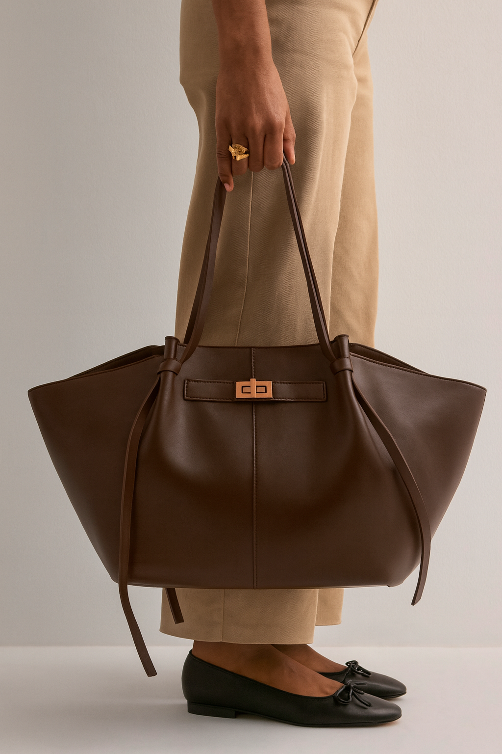 ARYS - Bolso para el Día a Día de cuero elegante gran capacidad Café - CARMEN VELVET