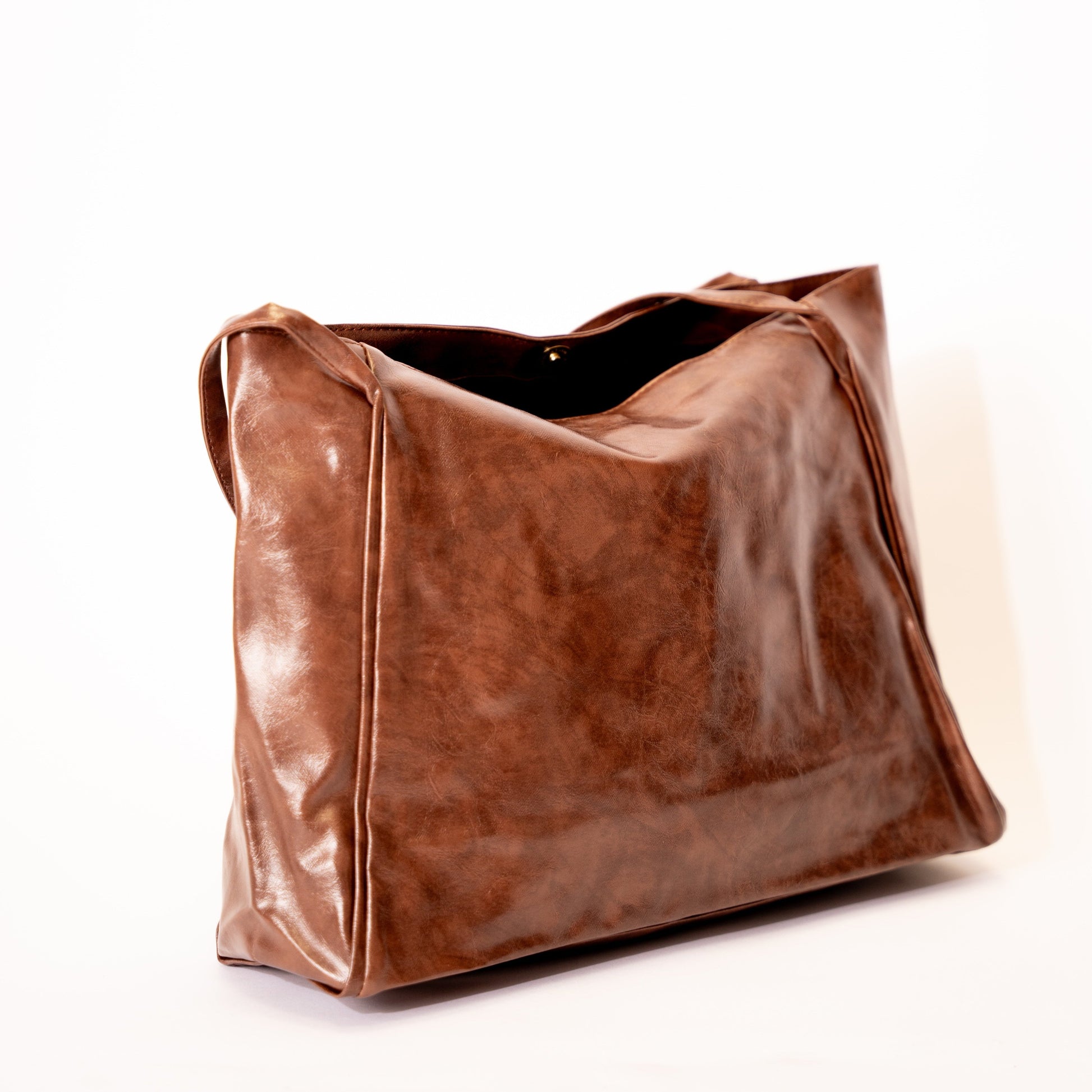DALIA - Bolso Bandolera en cuero de tendencia Café - CARMEN VELVET
