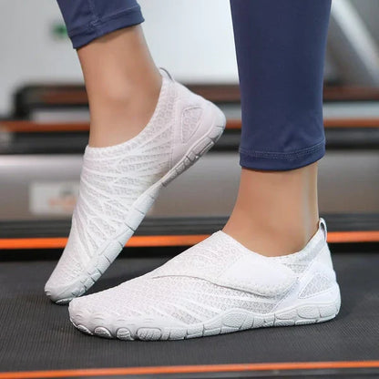 Carla - Zapatillas barefoot de senderismo con suela de buen agarre y de confort diario