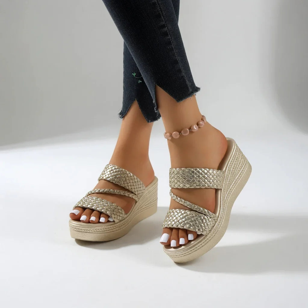 Daniela - Sandalias con cuña trenzadas