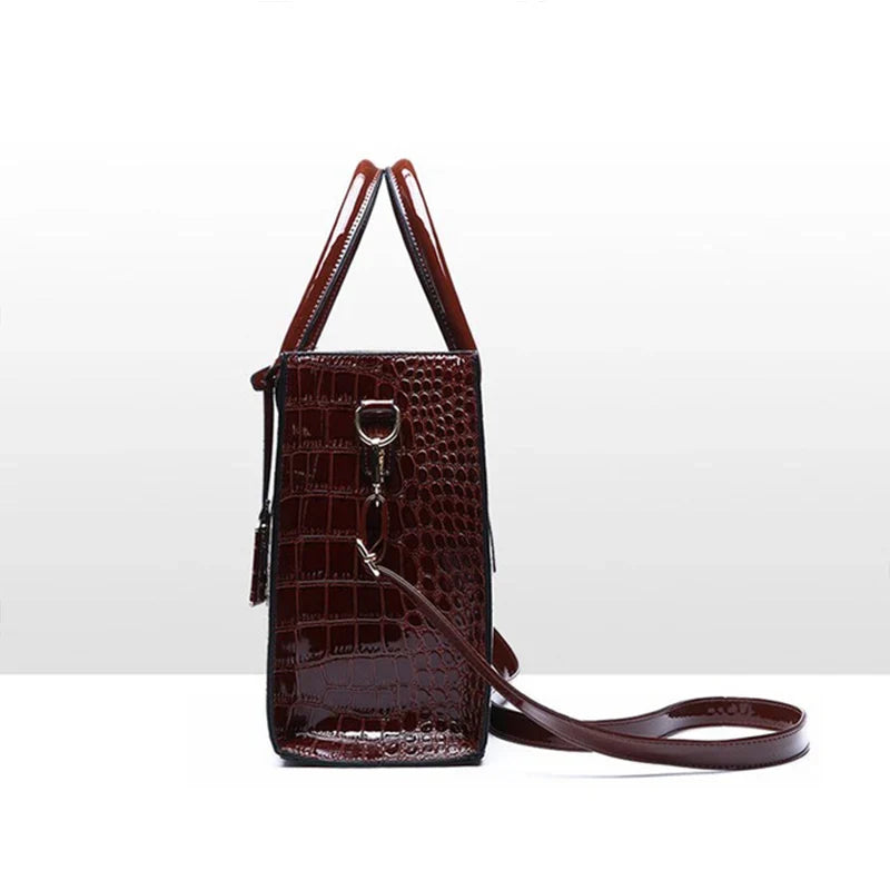 ERIS - Bolso gran capacidad efecto croco en charol - CARMEN VELVET