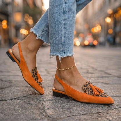 Martina - Sandalias artesanales con cinturines y borlas