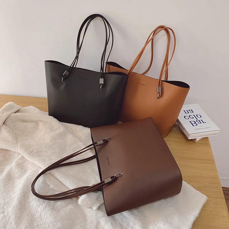 LÉA - Bolso Grande cuero suave tote - CARMEN VELVET