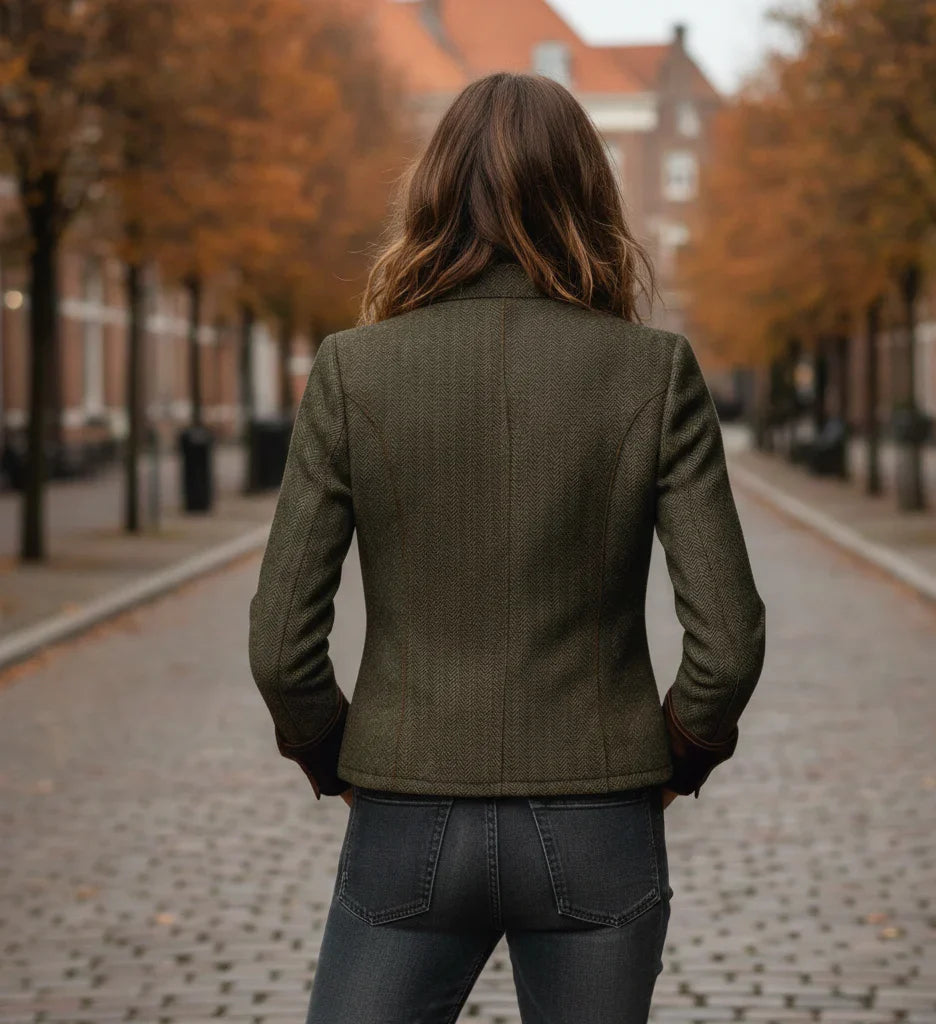 Nora - Chaqueta elegante con detalles de terciopelo