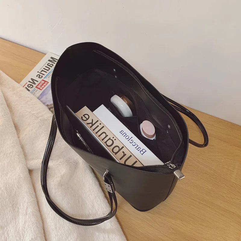 LÉA - Bolso Grande cuero suave tote - CARMEN VELVET
