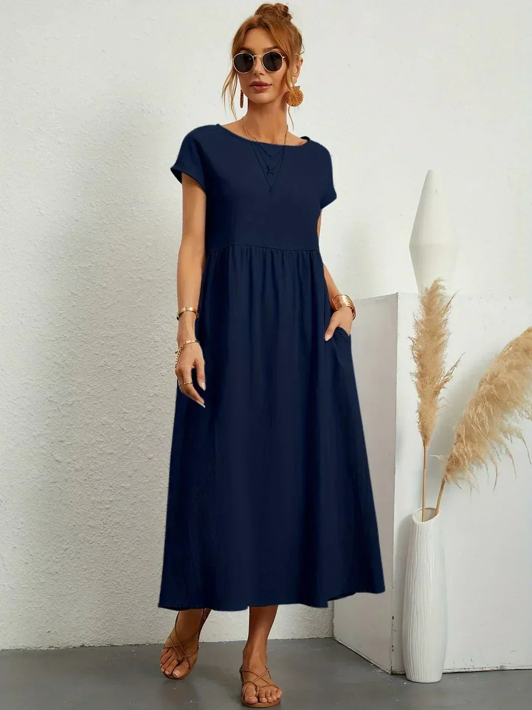 Vega - Vestido midi de caída ligera de elegancia atemporal