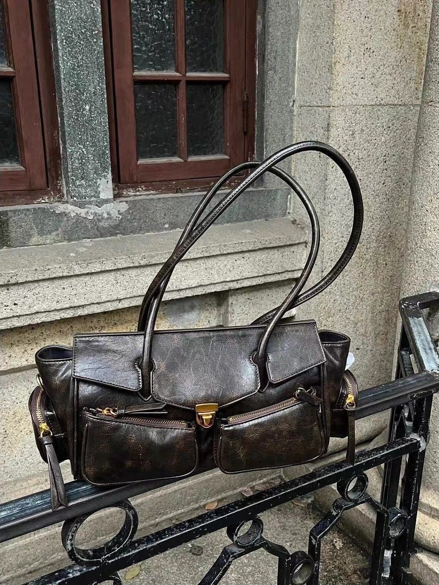 FIOLINE - Bolso en cuero estilo retro - CARMEN VELVET