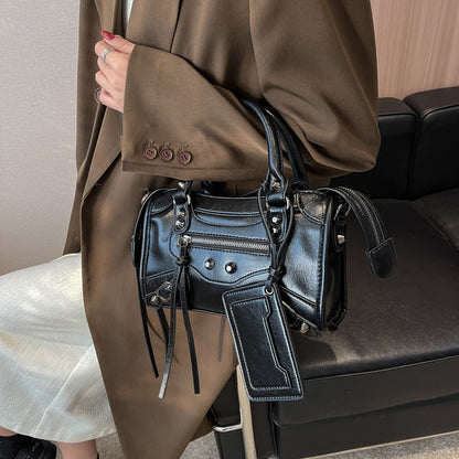MAËLLE - Bolso Pequeño retro en cuero - CARMEN VELVET