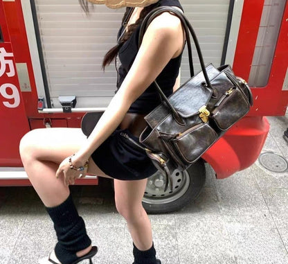 FIOLINE - Bolso en cuero estilo retro - CARMEN VELVET