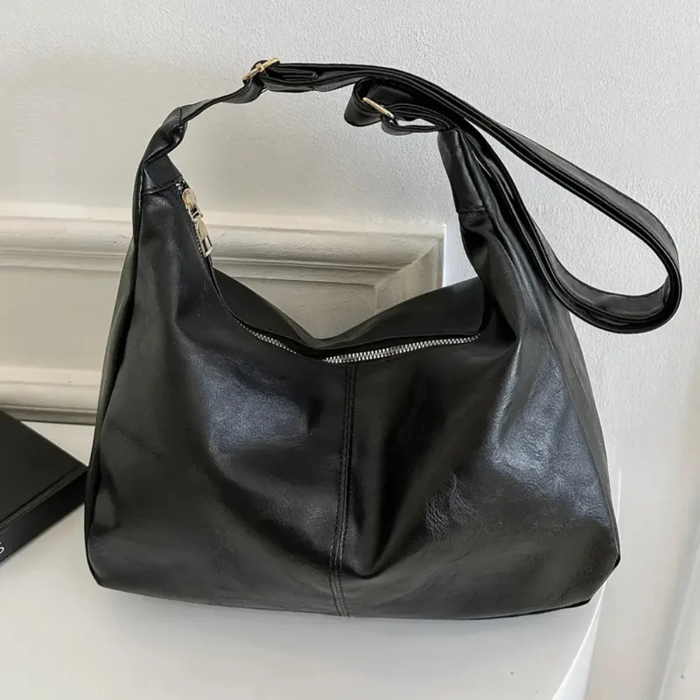 ASTRIA - Bolso Bandolera de tendencia en cuero - CARMEN VELVET