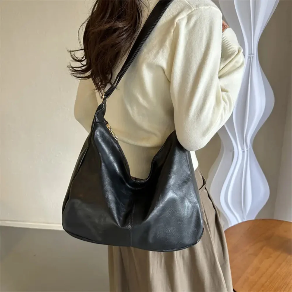 ASTRIA - Bolso Bandolera de tendencia en cuero - CARMEN VELVET