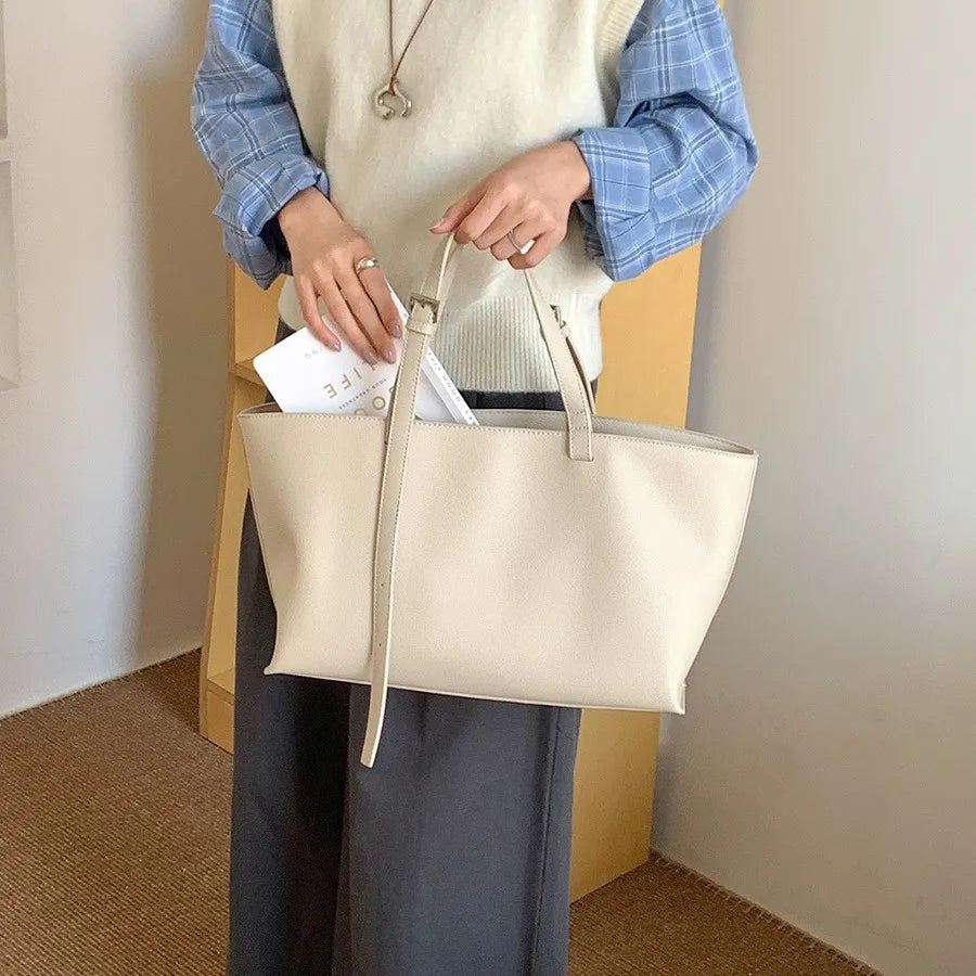 EDEN - Bolso Grande en cuero liso - CARMEN VELVET