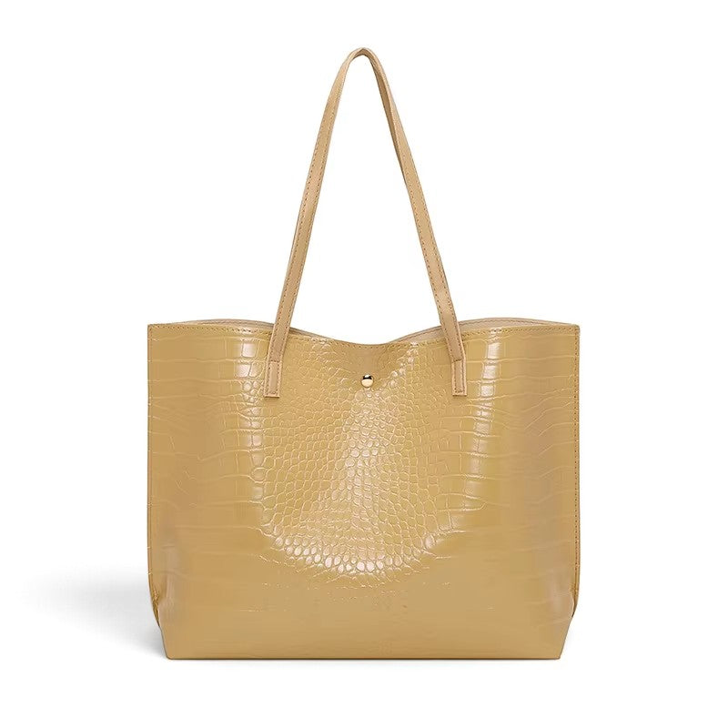 LARA - Bolso para el Día a Día de cuero granulado - Caqui - CARMEN VELVET