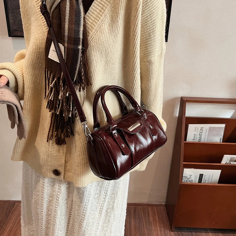 SANDY - Bolso en charol elegante - CARMEN VELVET