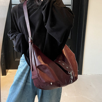 VANDEN - Bolso tipo messenger para el día a día en cuero - CARMEN VELVET