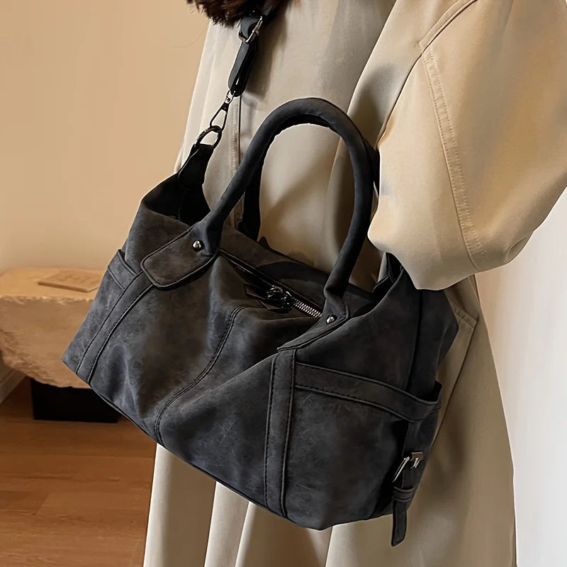 LADO - Bolso para el Día a Día tote en cuero - CARMEN VELVET