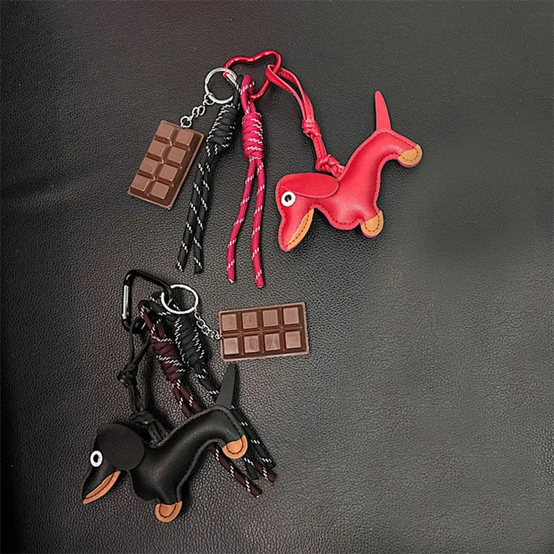 Porte-Clés en Cuir en forme de Teckel — image 7
