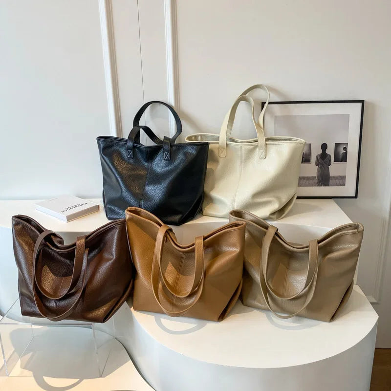 NALA - Bolso Tote Grande de tendencia en cuero - CARMEN VELVET