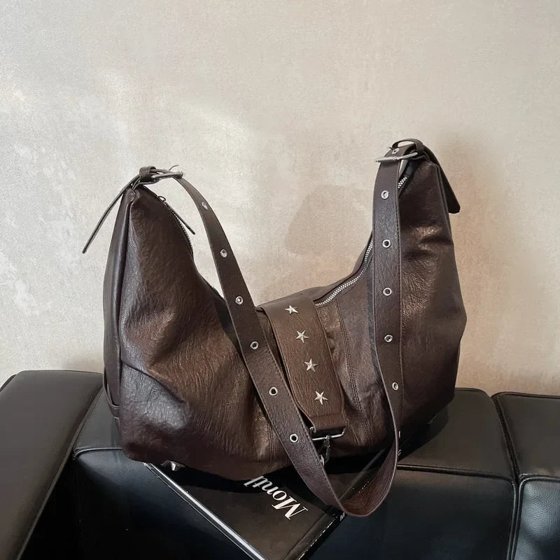 VANDEN - Bolso tipo messenger para el día a día en cuero - Café - CARMEN VELVET
