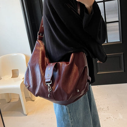 VANDEN - Bolso tipo messenger para el día a día en cuero - CARMEN VELVET