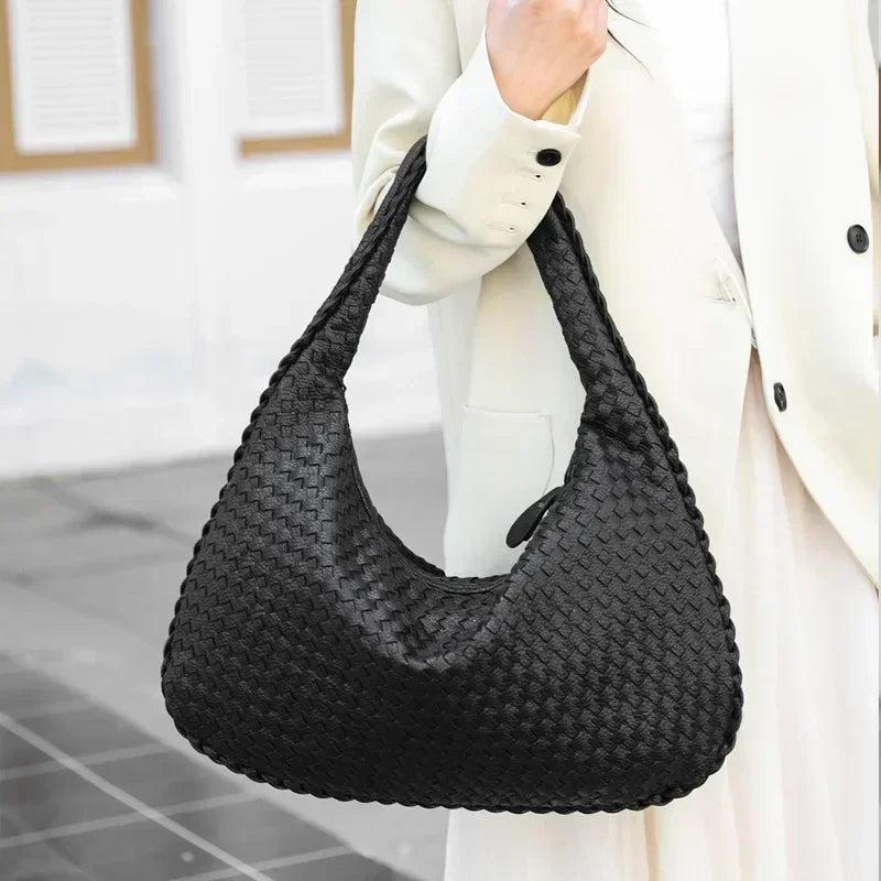 CLARA - Bolso Grande de tendencia trenzado en cuero - CARMEN VELVET
