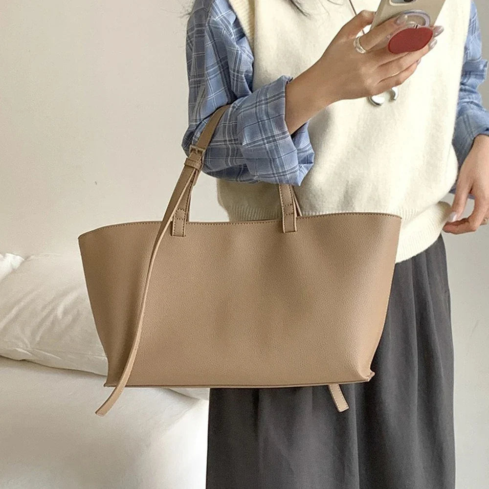 EDEN - Bolso Grande en cuero liso - CARMEN VELVET