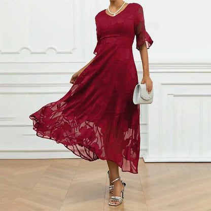 Tania - Vestido con diseño floral sofisticado