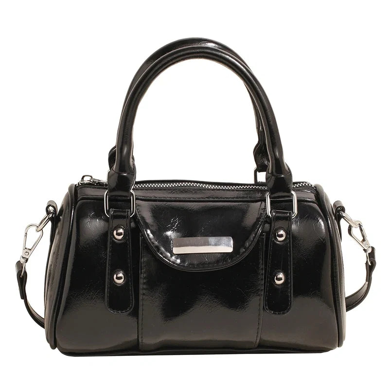 SANDY - Bolso en charol elegante - Negro - CARMEN VELVET