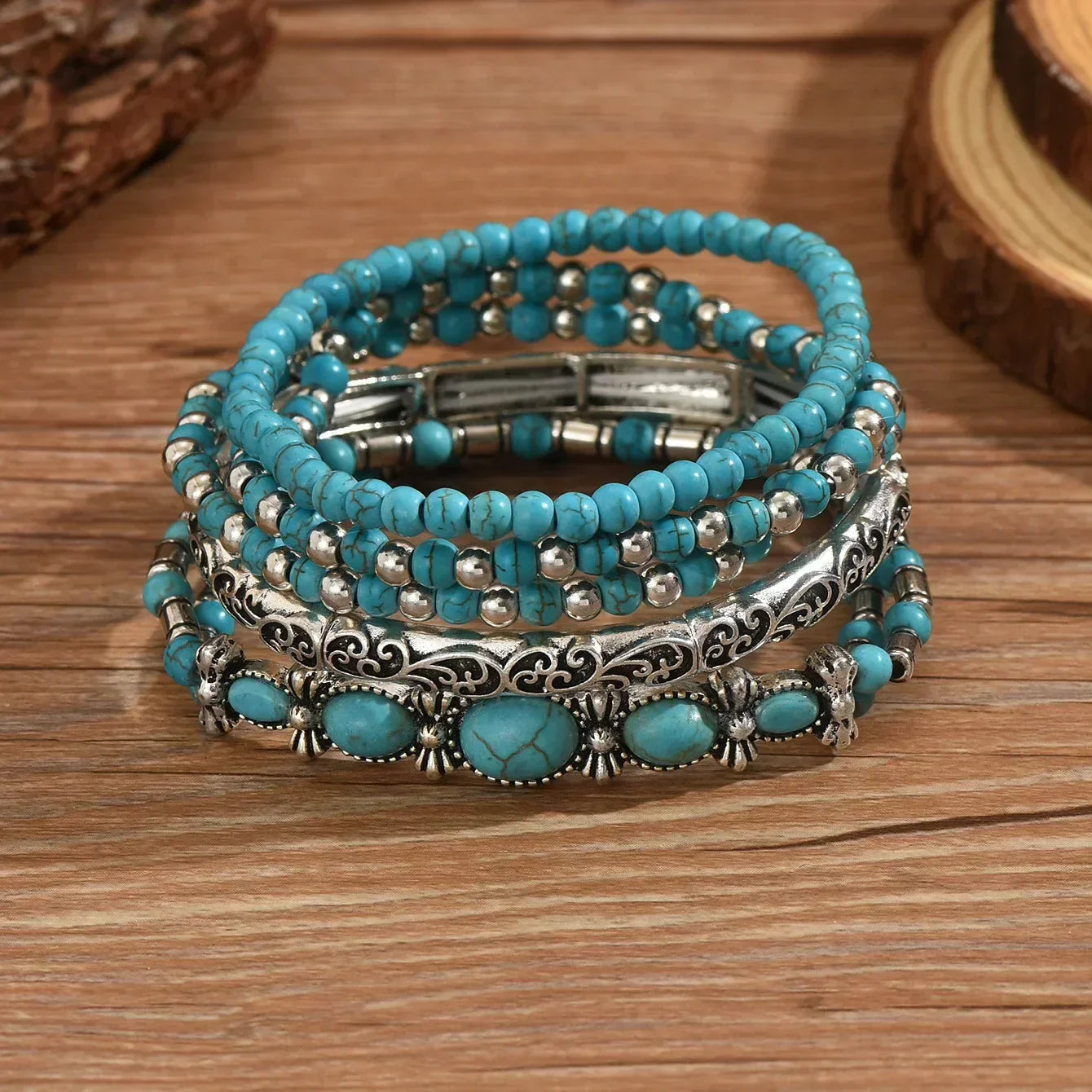 Lucía - Elegante pulsera de varias vueltas en turquesa