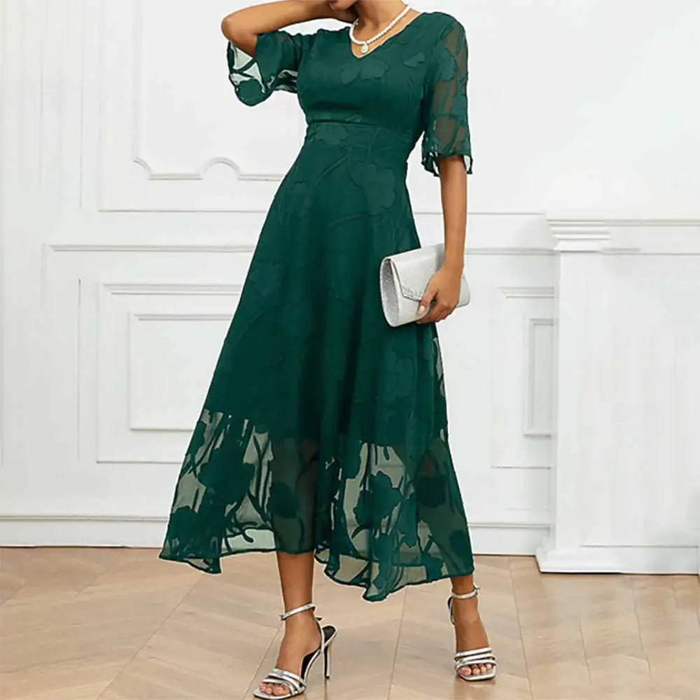 Tania - Vestido con diseño floral sofisticado