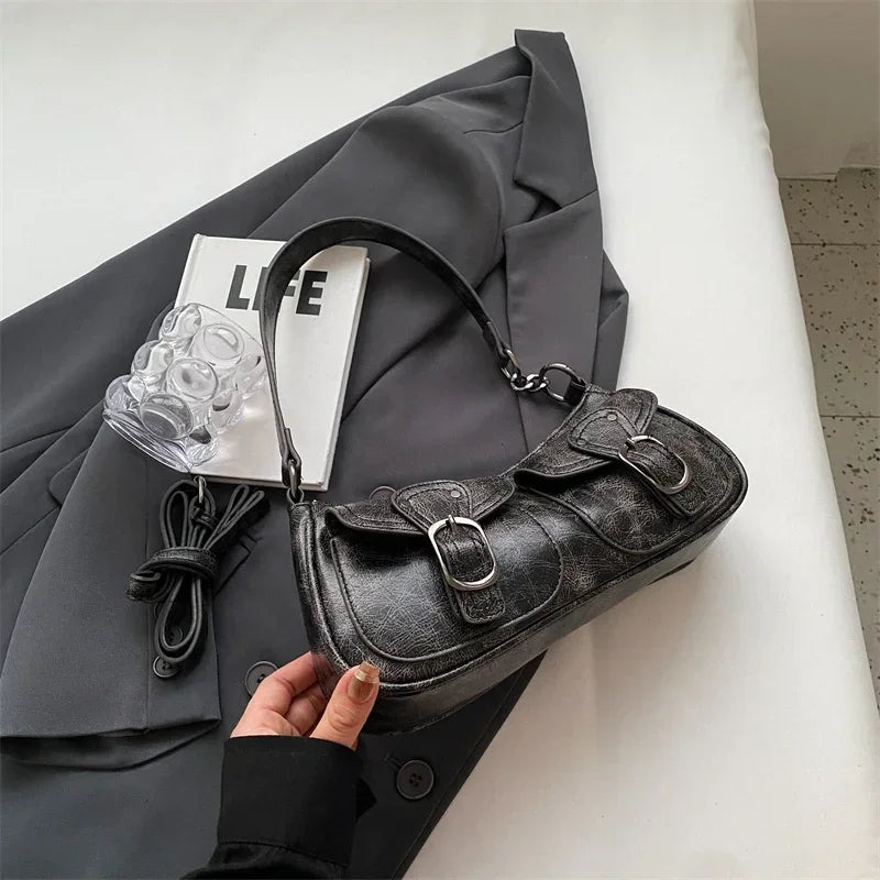 THAIS - Bolso Pequeño Vintage - Negro - CARMEN VELVET