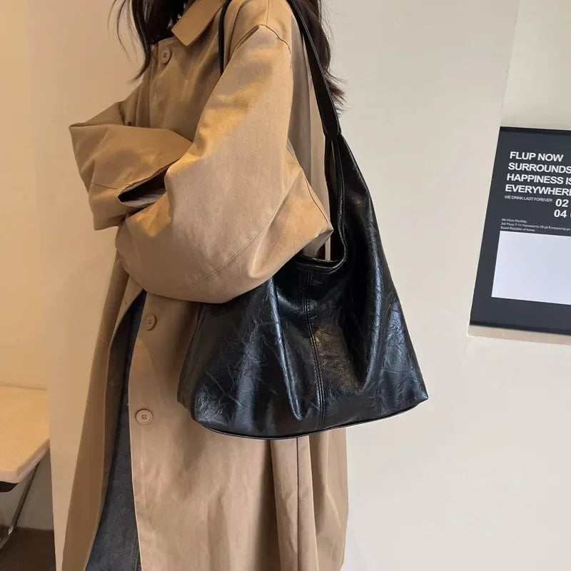 MARION - Bolso Tote Grande en cuero Chic - CARMEN VELVET