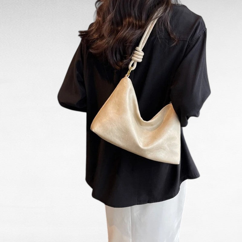KAYNA - Bolso elegante en cuero suave - CARMEN VELVET