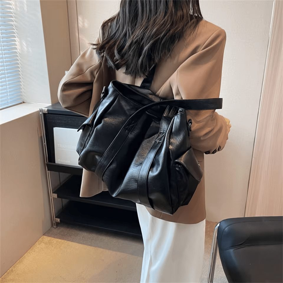 MÉLANIE - Bolso para el Día a Día espacioso en cuero suave - CARMEN VELVET