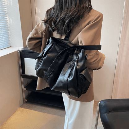 MÉLANIE - Bolso para el Día a Día espacioso en cuero suave - CARMEN VELVET