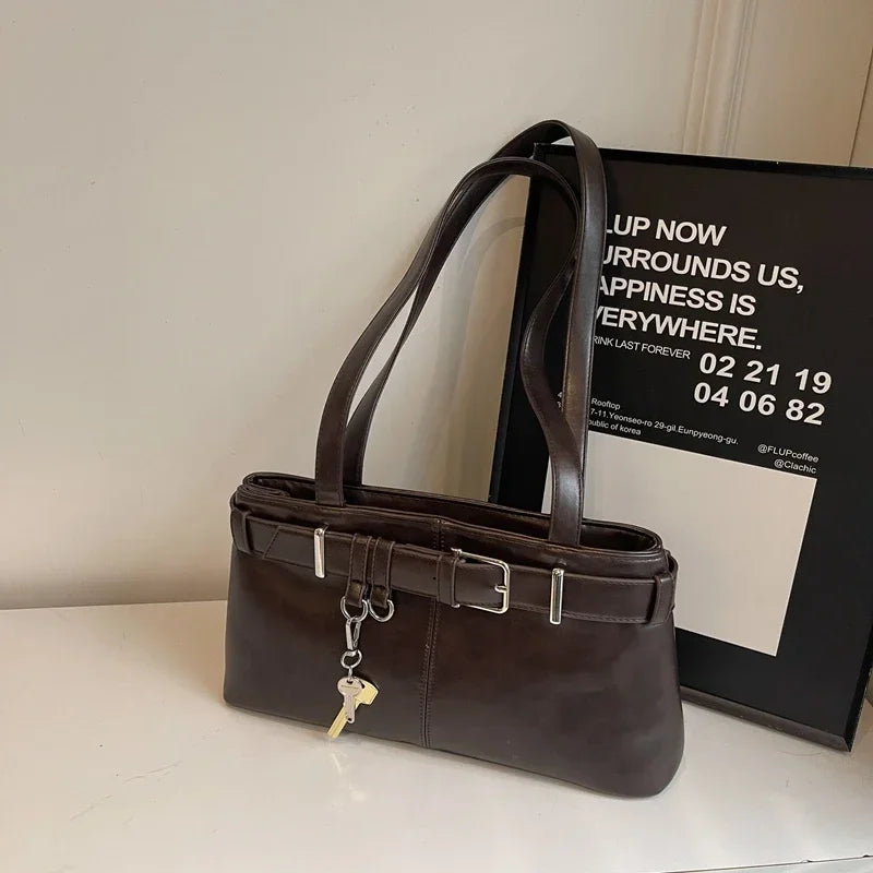 EMILIA - Bolso en cuero elegante con bandolera - CARMEN VELVET