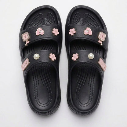 Lorena - Sandalias de Plataforma con Pines Decorativos