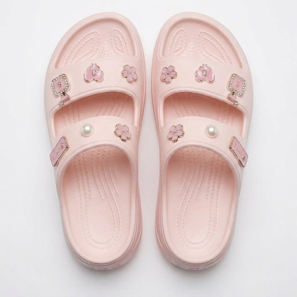 Lorena - Sandalias de Plataforma con Pines Decorativos
